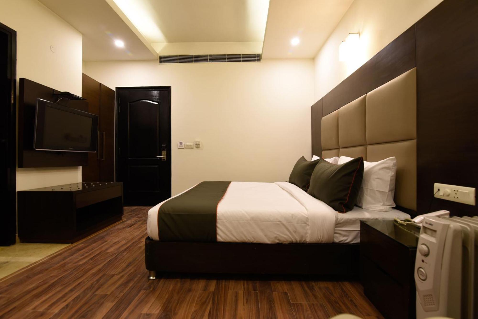 Hotel O Venkata Sai Sadan Mathrusree Nagar Kondapur  Exterior photo