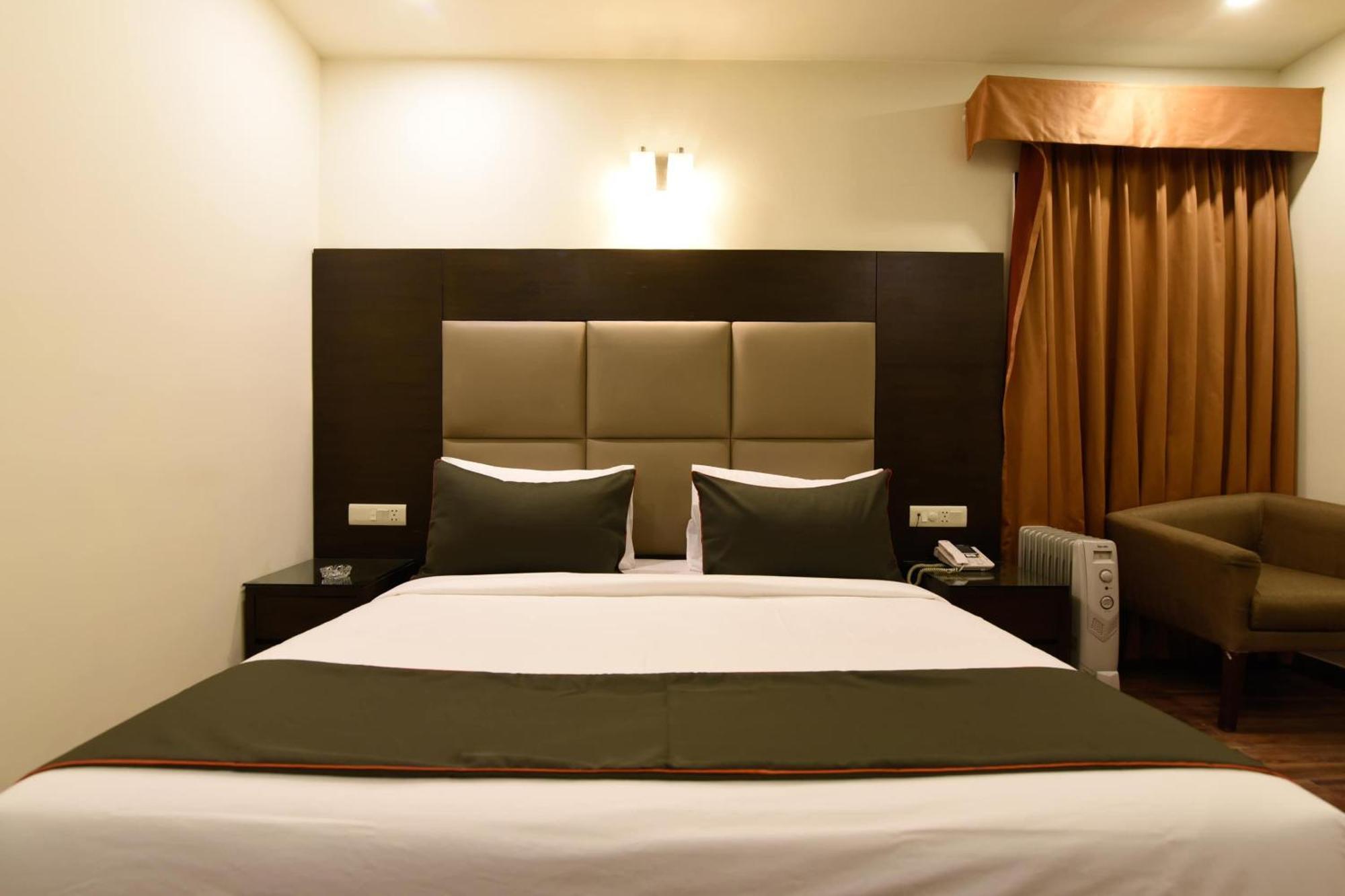 Hotel O Venkata Sai Sadan Mathrusree Nagar Kondapur  Exterior photo