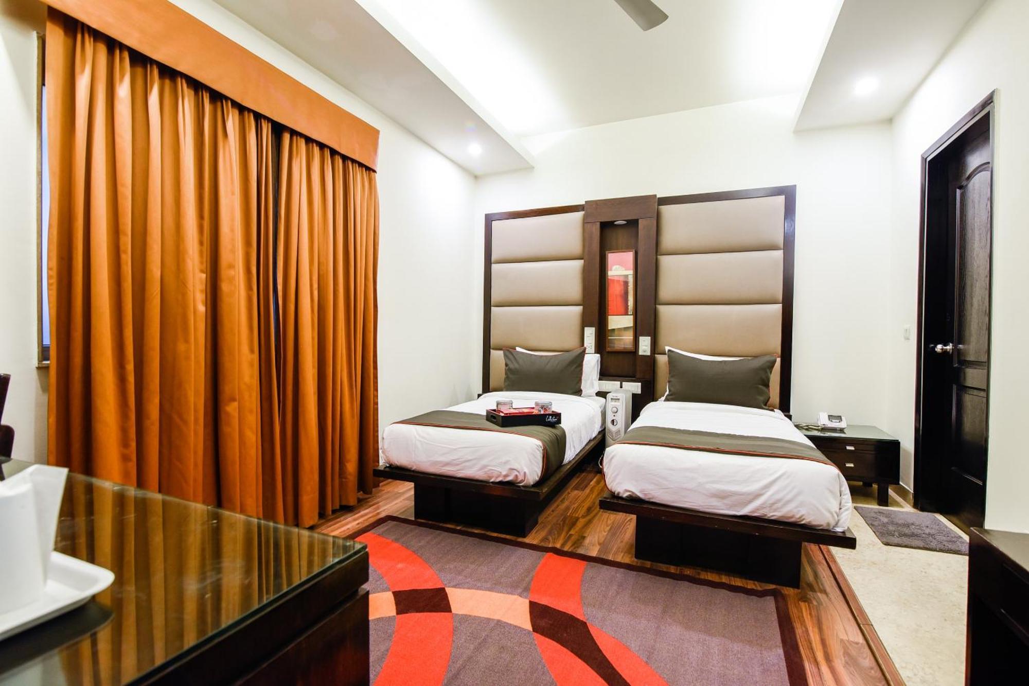 Hotel O Venkata Sai Sadan Mathrusree Nagar Kondapur  Exterior photo